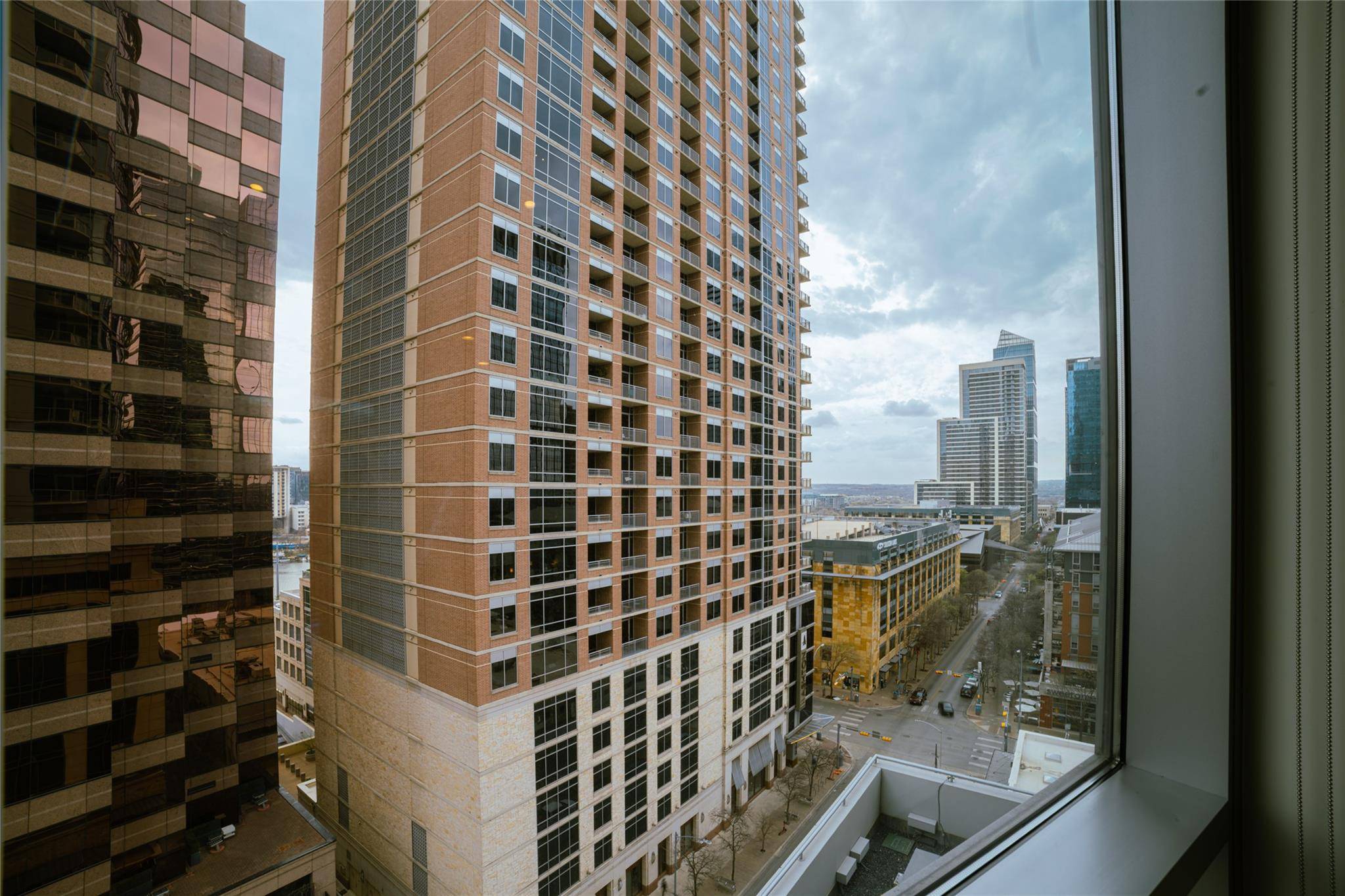 200 Congress Ave #11C, Austin, TX 78701