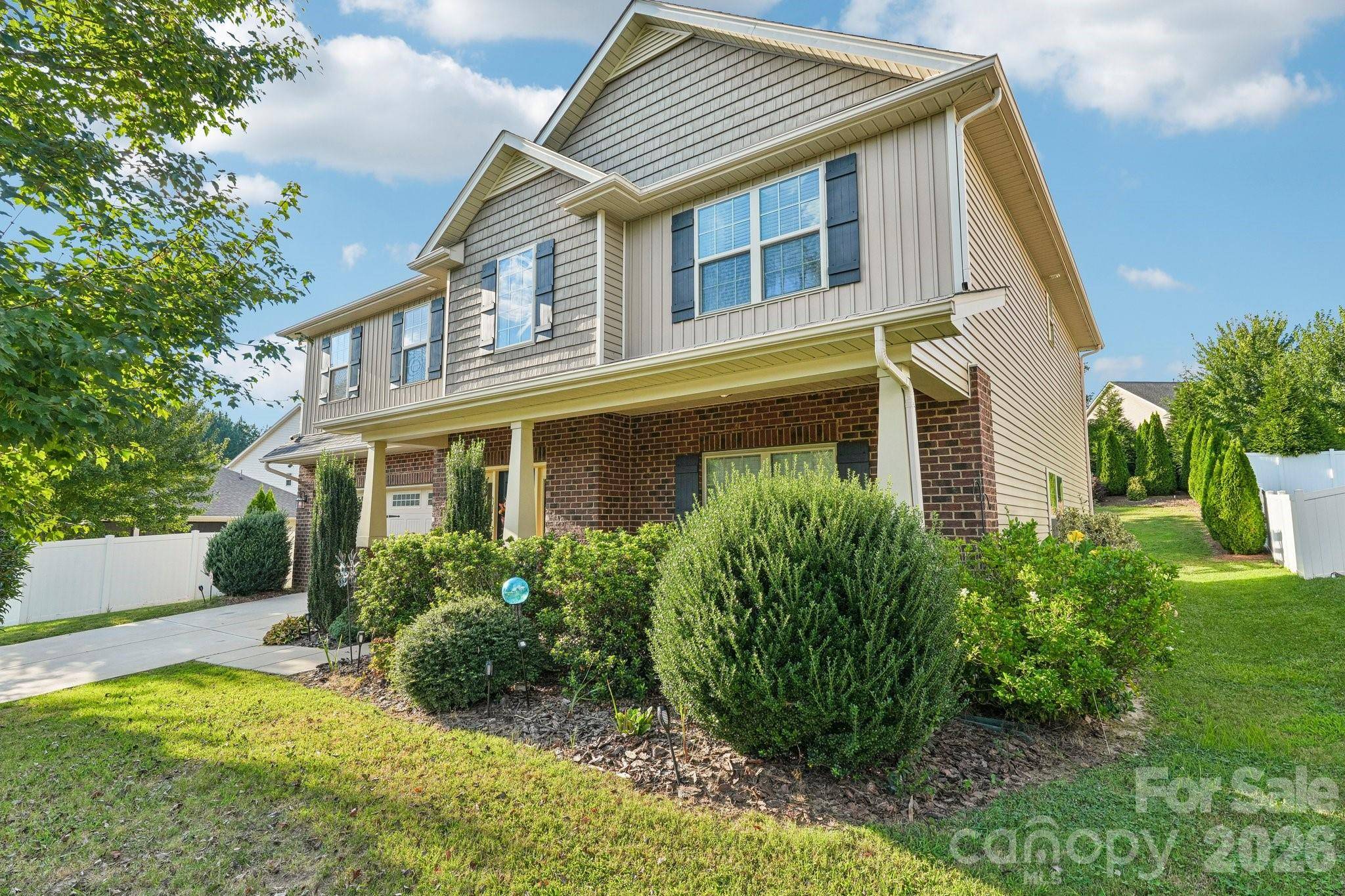 201 Taylors Creek ST, Mount Holly, NC 28120
