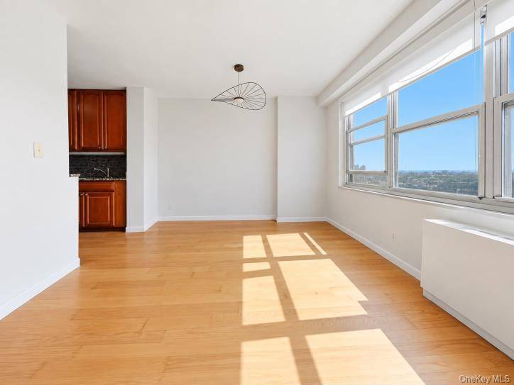 555 Kappock ST #25T, Bronx, NY 10463