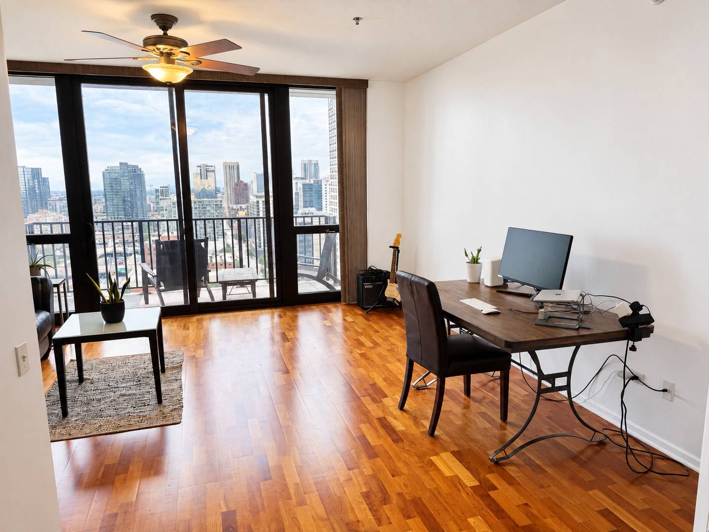 210 S Desplaines ST #2203, Chicago, IL 60661