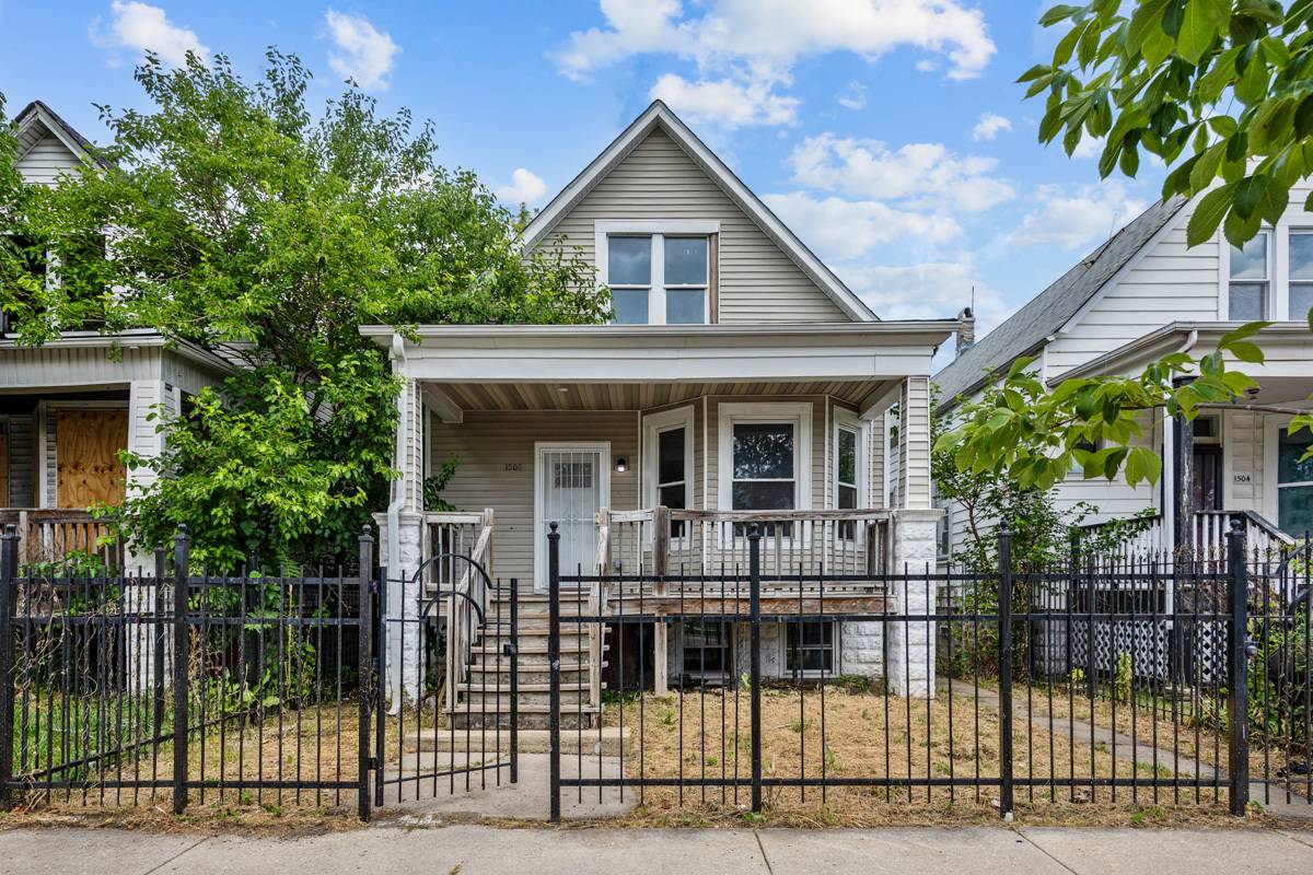 1508 W 72nd ST, Chicago, IL 60636
