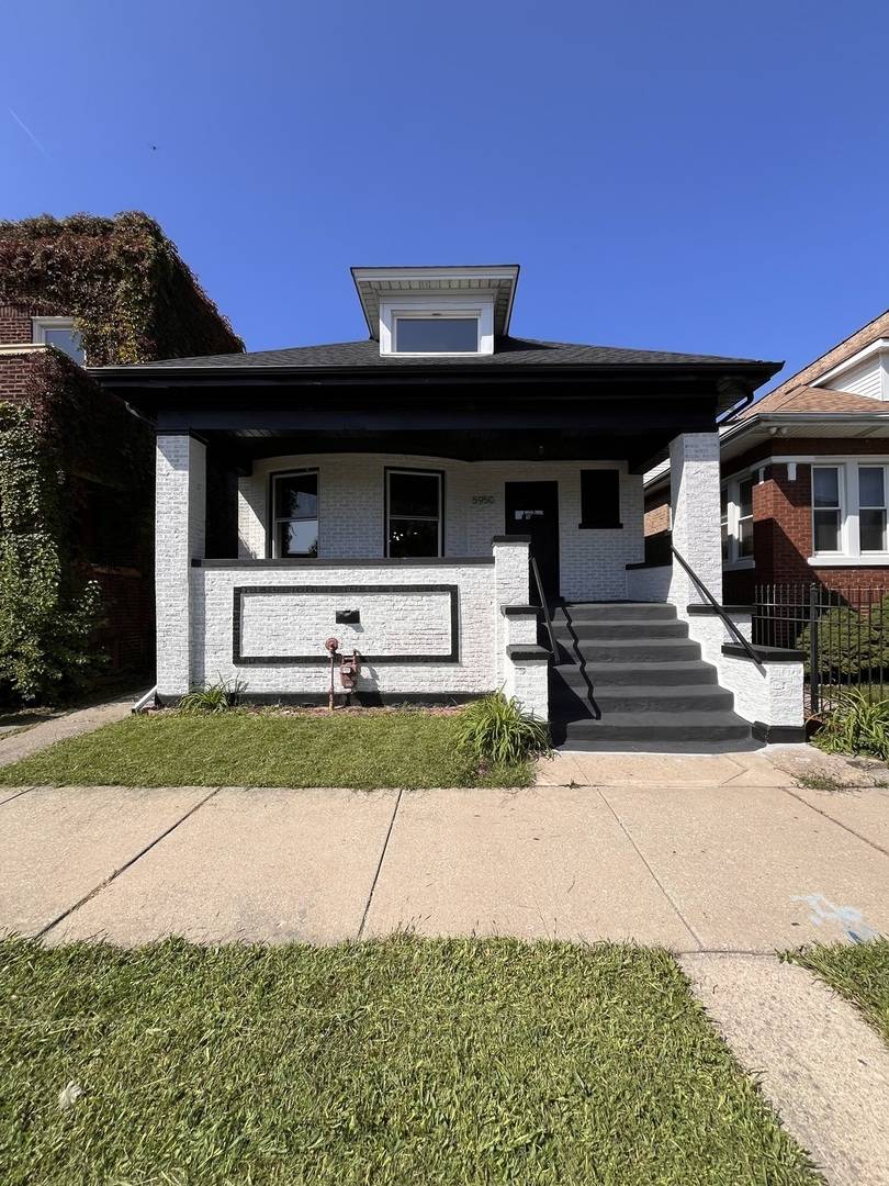 5950 S Artesian AVE, Chicago, IL 60629