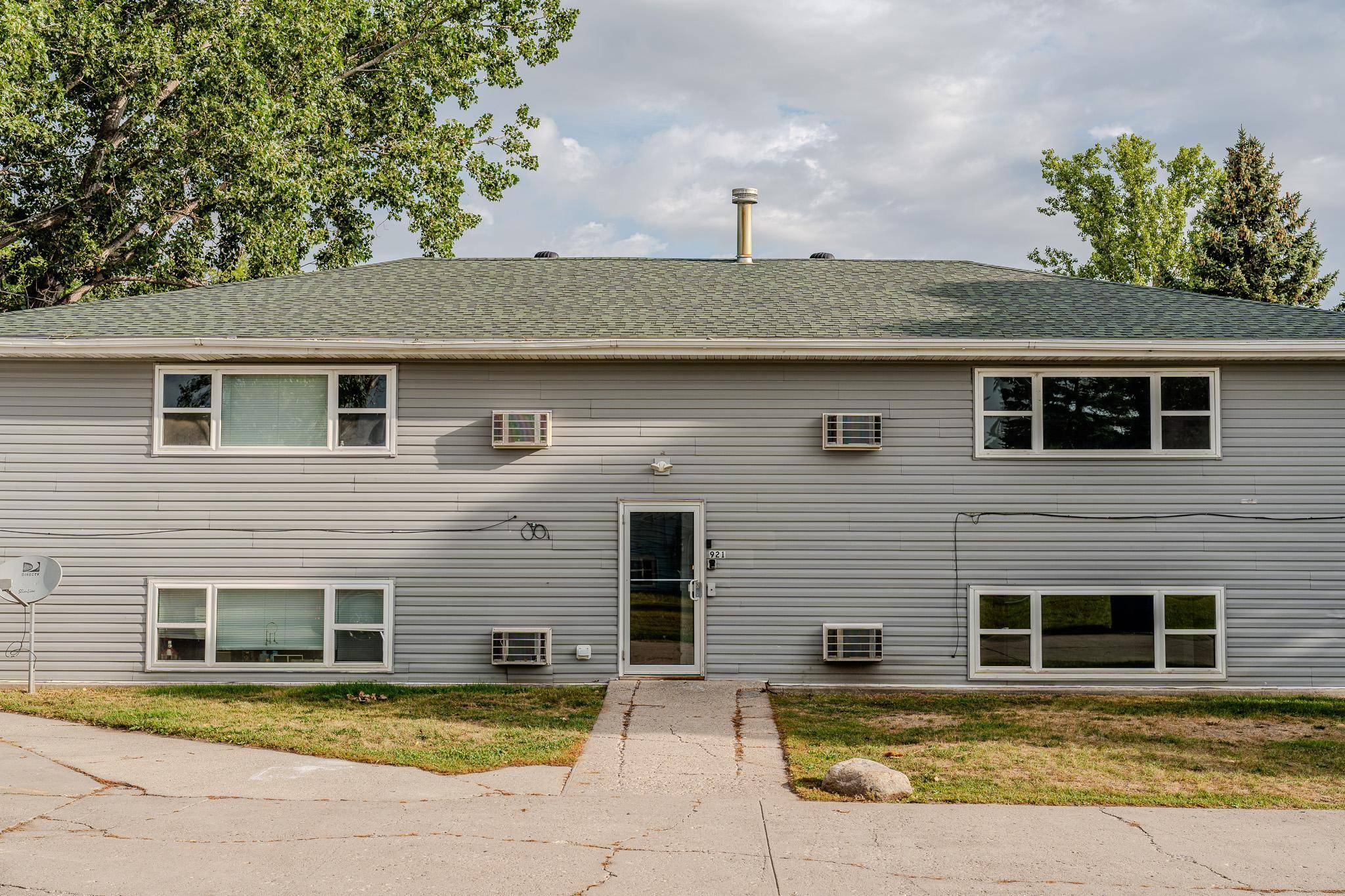 921 19th ST S, Moorhead, MN 56560