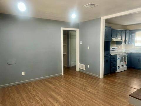 1720 SW 18th ST, Oklahoma City, OK 73108