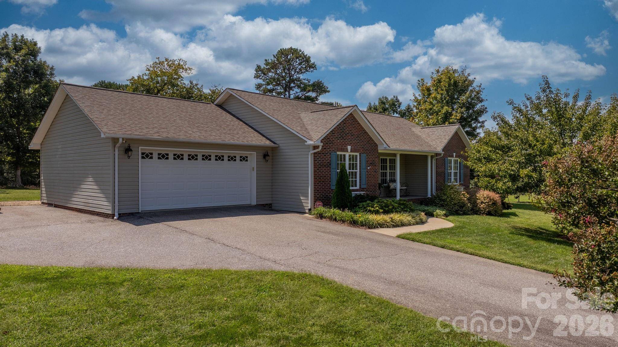 4391 33rd Street LN NE, Hickory, NC 28601