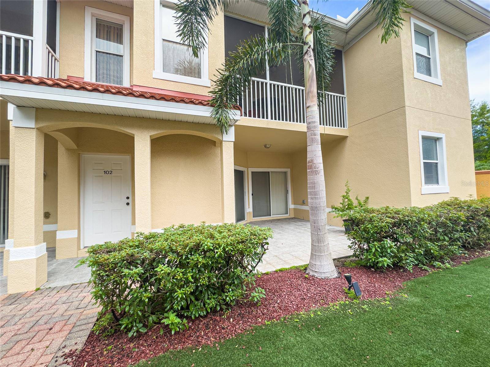 21019 SUNPOINT WAY #102, Lutz, FL 33558