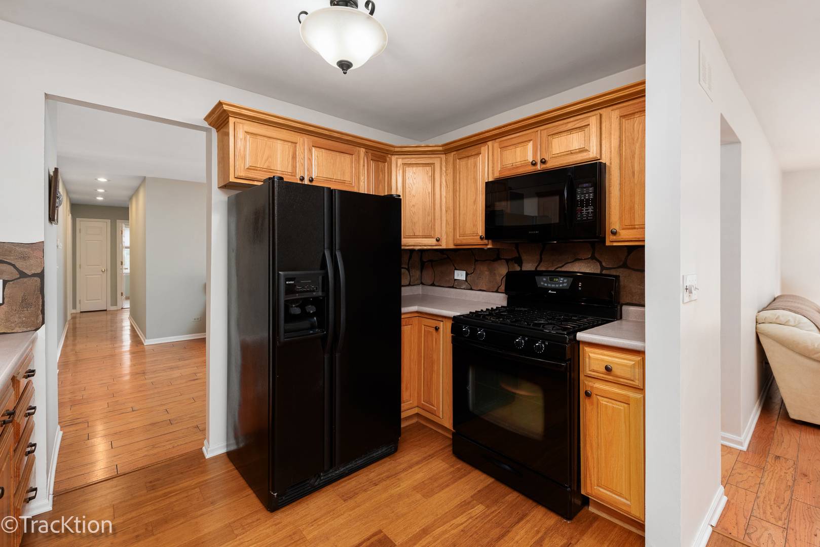 743 Franklin ST, Westmont, IL 60559