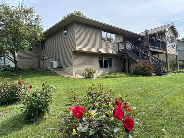 525 Devin LN, River Falls, WI 54022