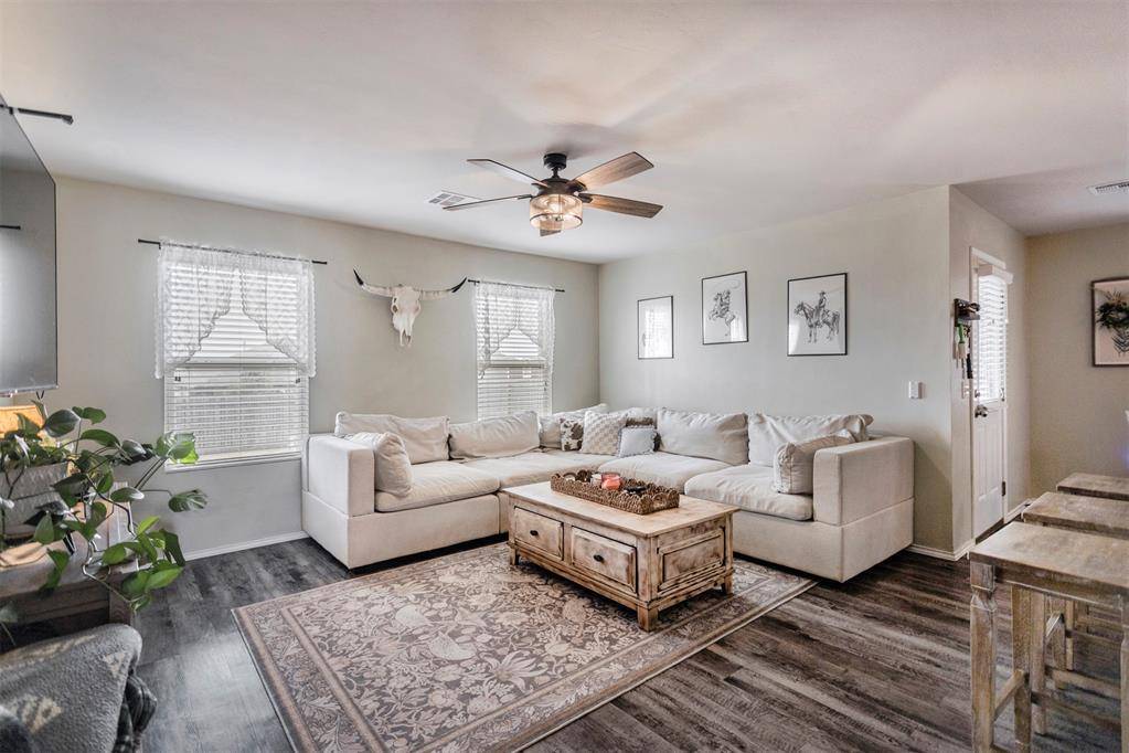 9609 High Noon RD, Yukon, OK 73099