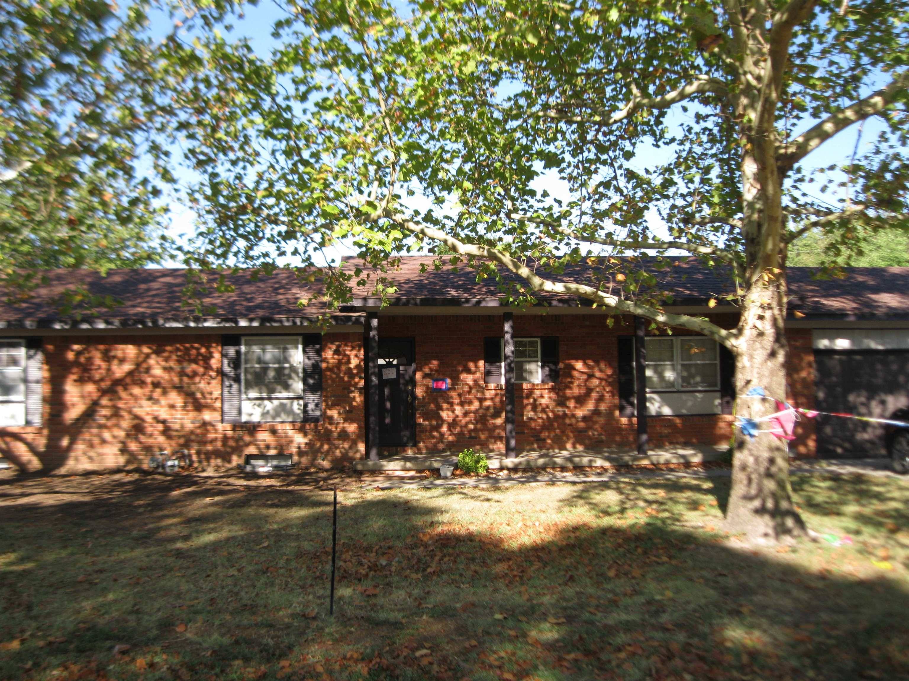1401 S Lark, Wichita, KS 67209