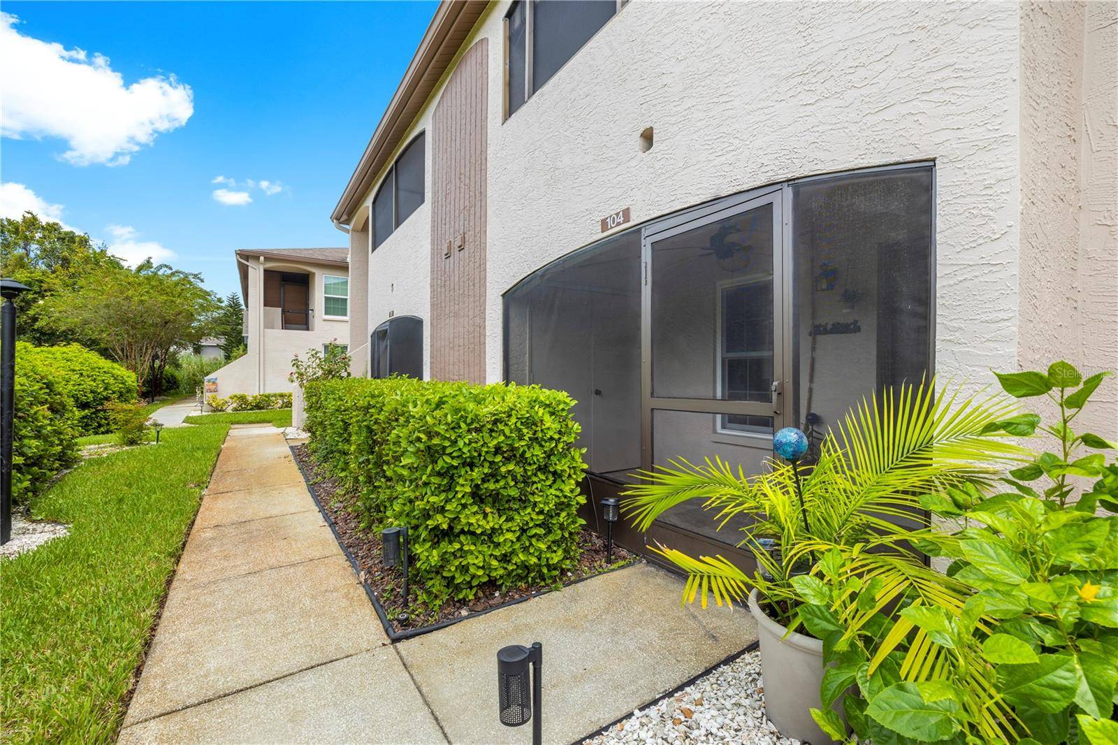 3016 BONAVENTURE CIR #104, Palm Harbor, FL 34684
