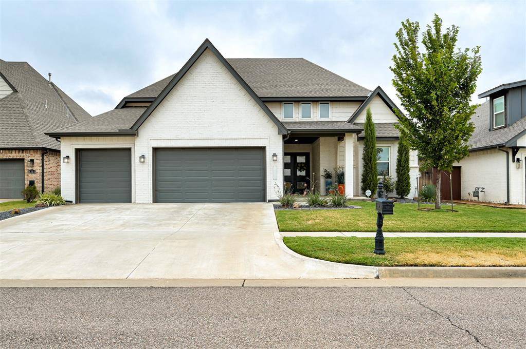 6217 NW 153rd ST, Edmond, OK 73013