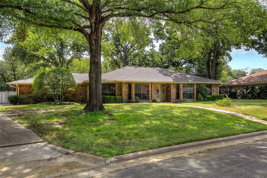 5027 Lacy Lane, Greenville, TX 75402