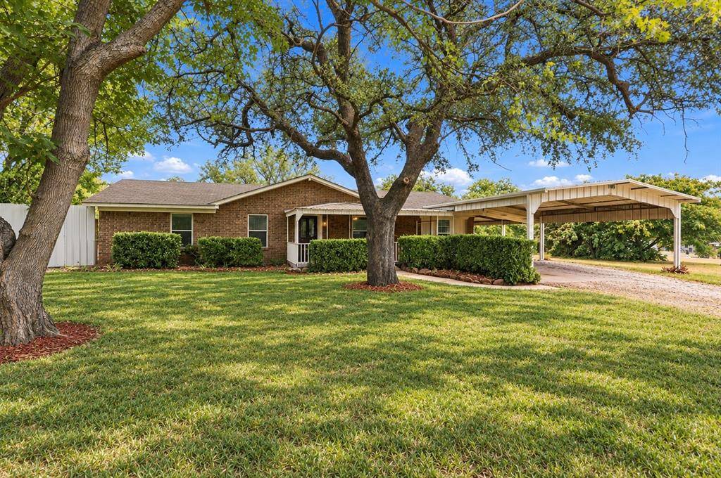 116 Eastridge Drive, Springtown, TX 76082