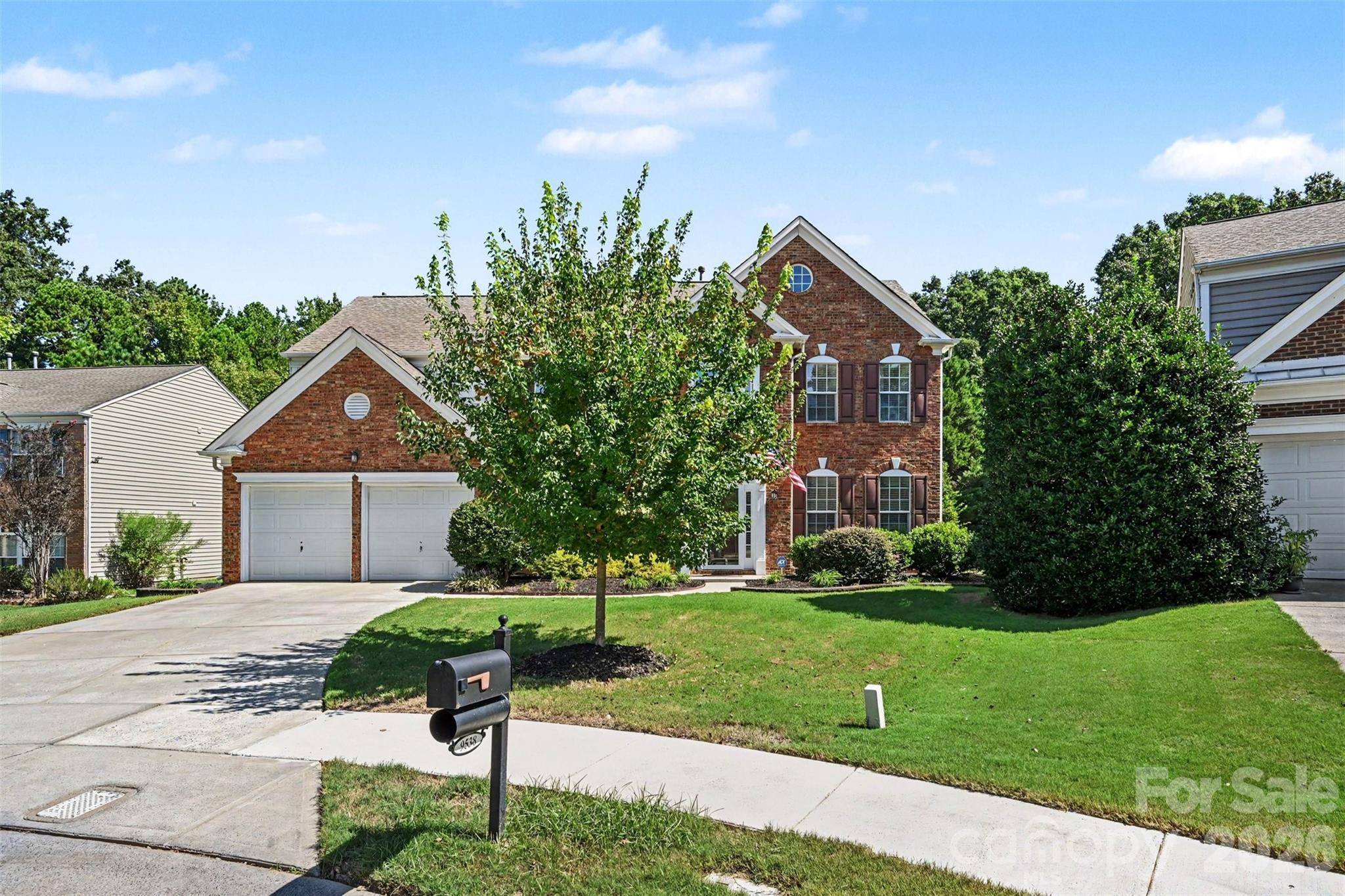 9538 Linden Tree LN, Charlotte, NC 28277