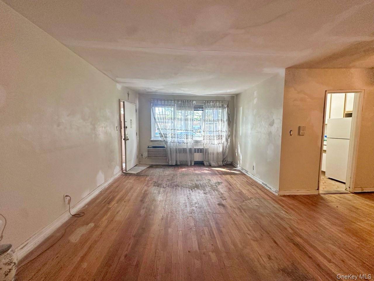 68-15 150 ST #209, Kew Garden Hills, NY 11367