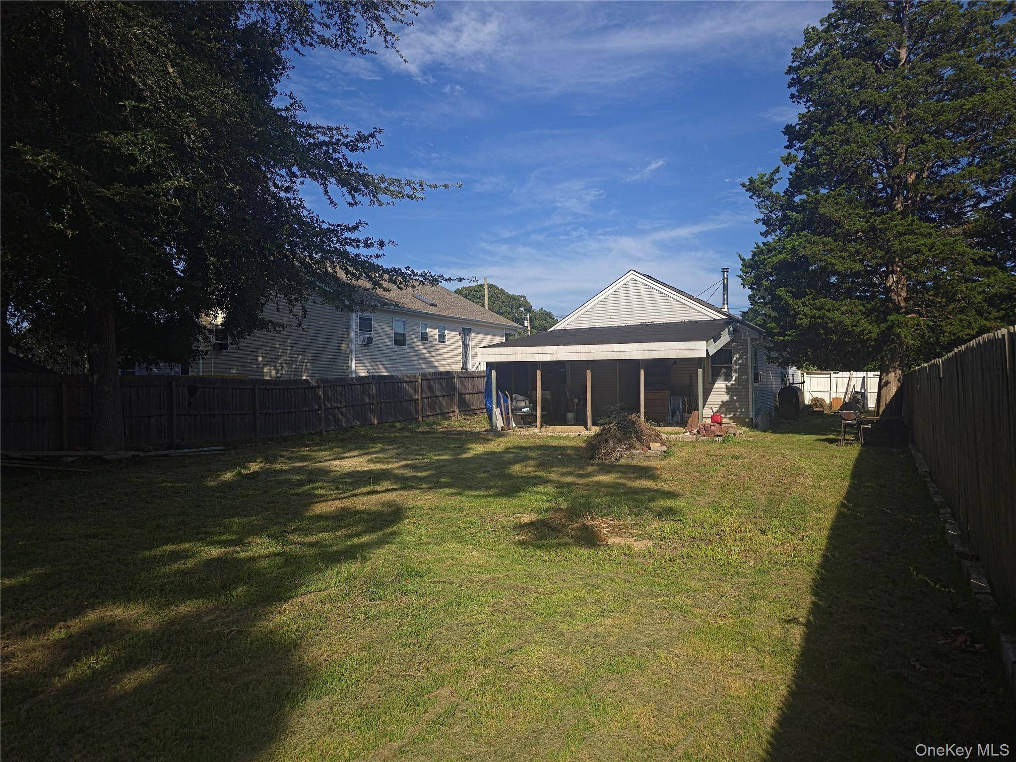 158 William Floyd Pkwy, Shirley, NY 11967