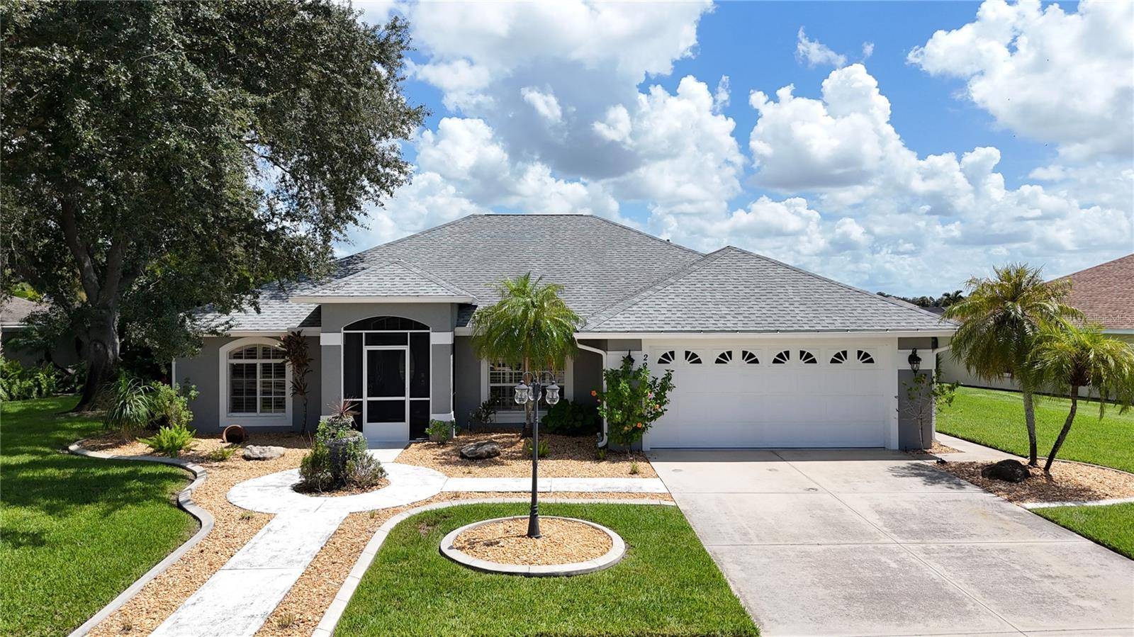 2226 CHARLESTON PARK DR, North Port, FL 34287