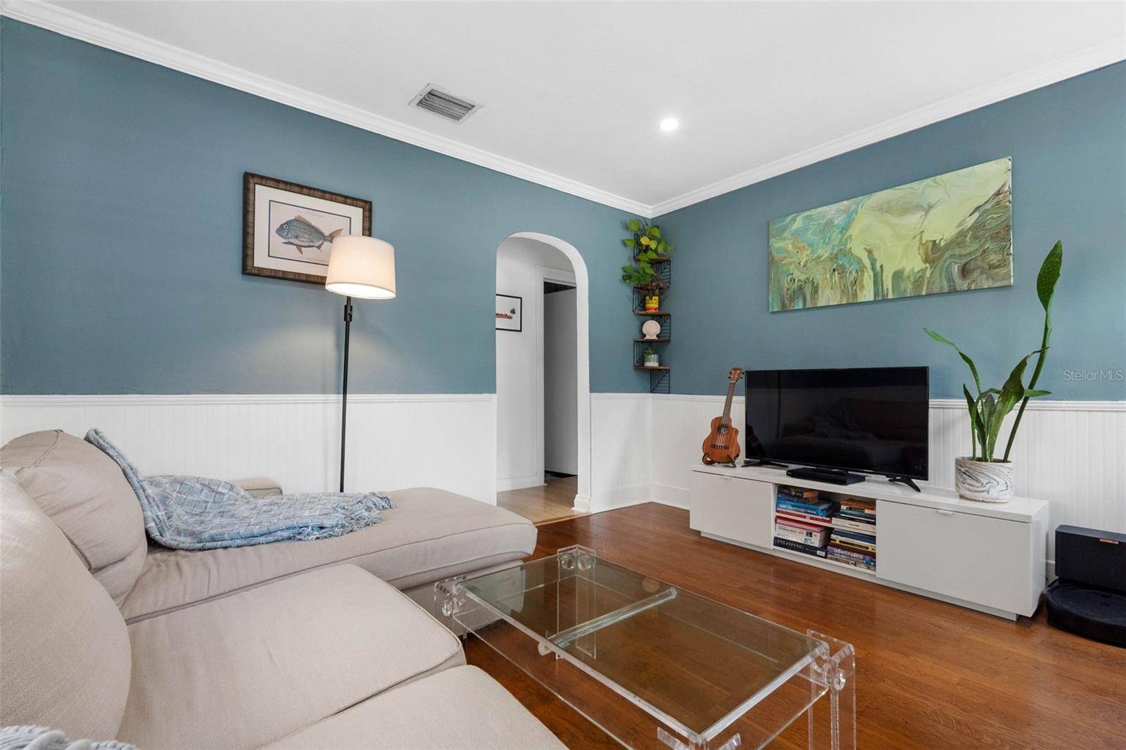 2222 QUINCY ST S, St Petersburg, FL 33711