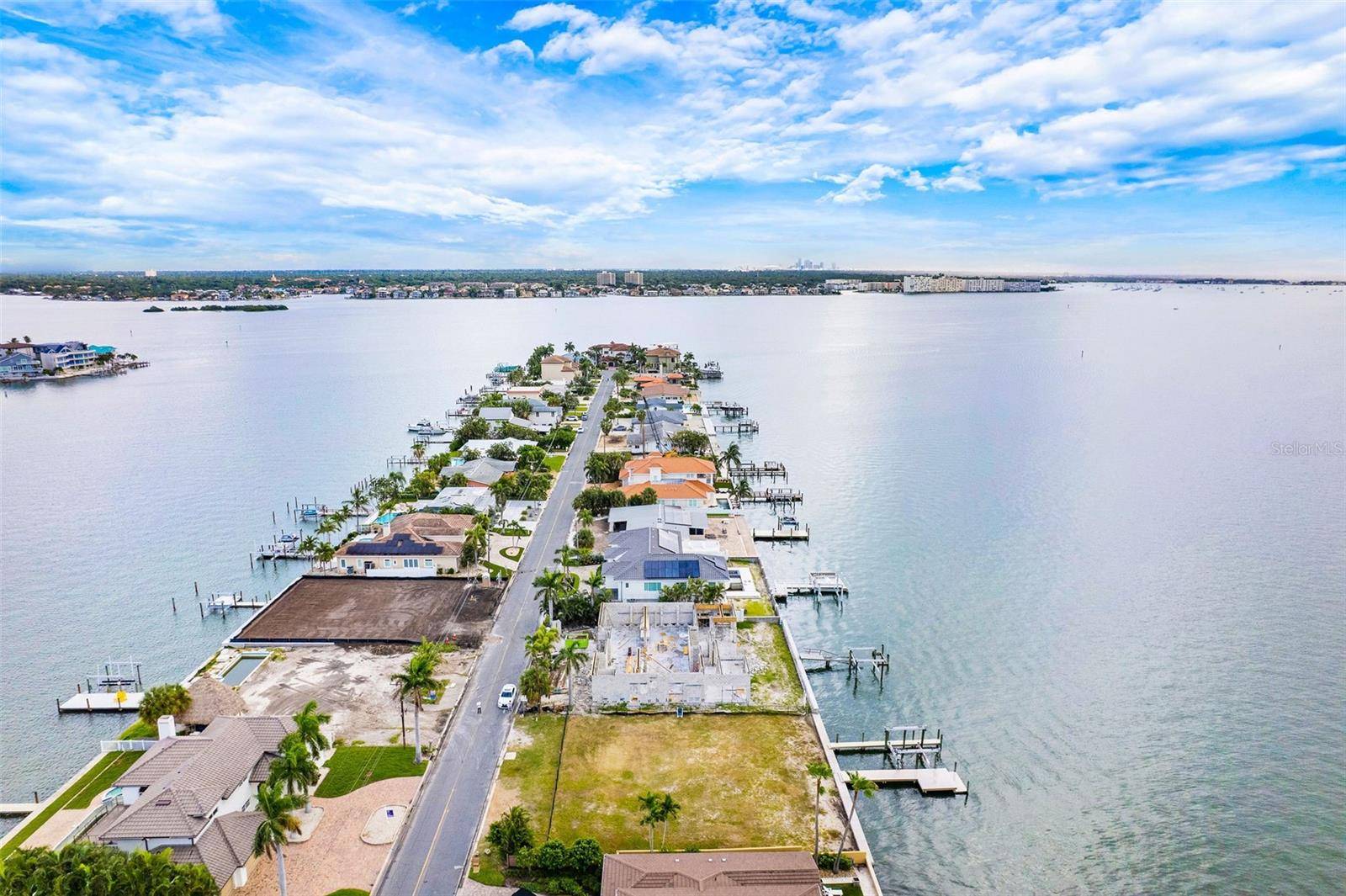 424 55TH AVE, St Pete Beach, FL 33706