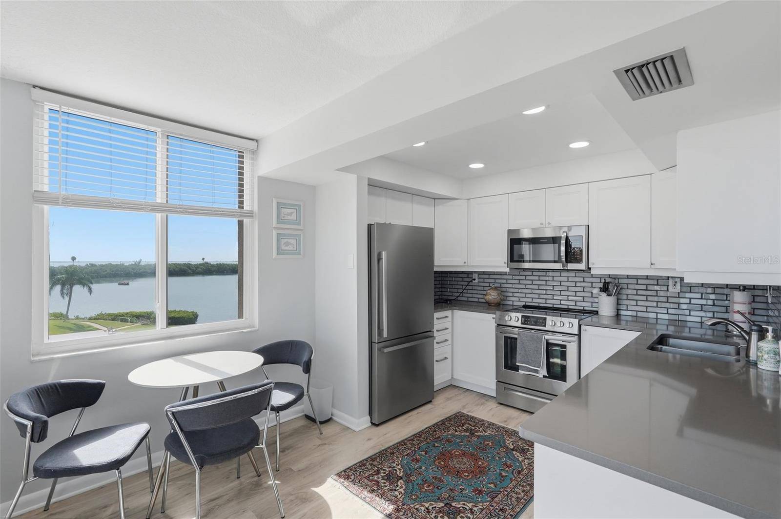 6357 BAHIA DEL MAR BLVD #406, St Petersburg, FL 33715