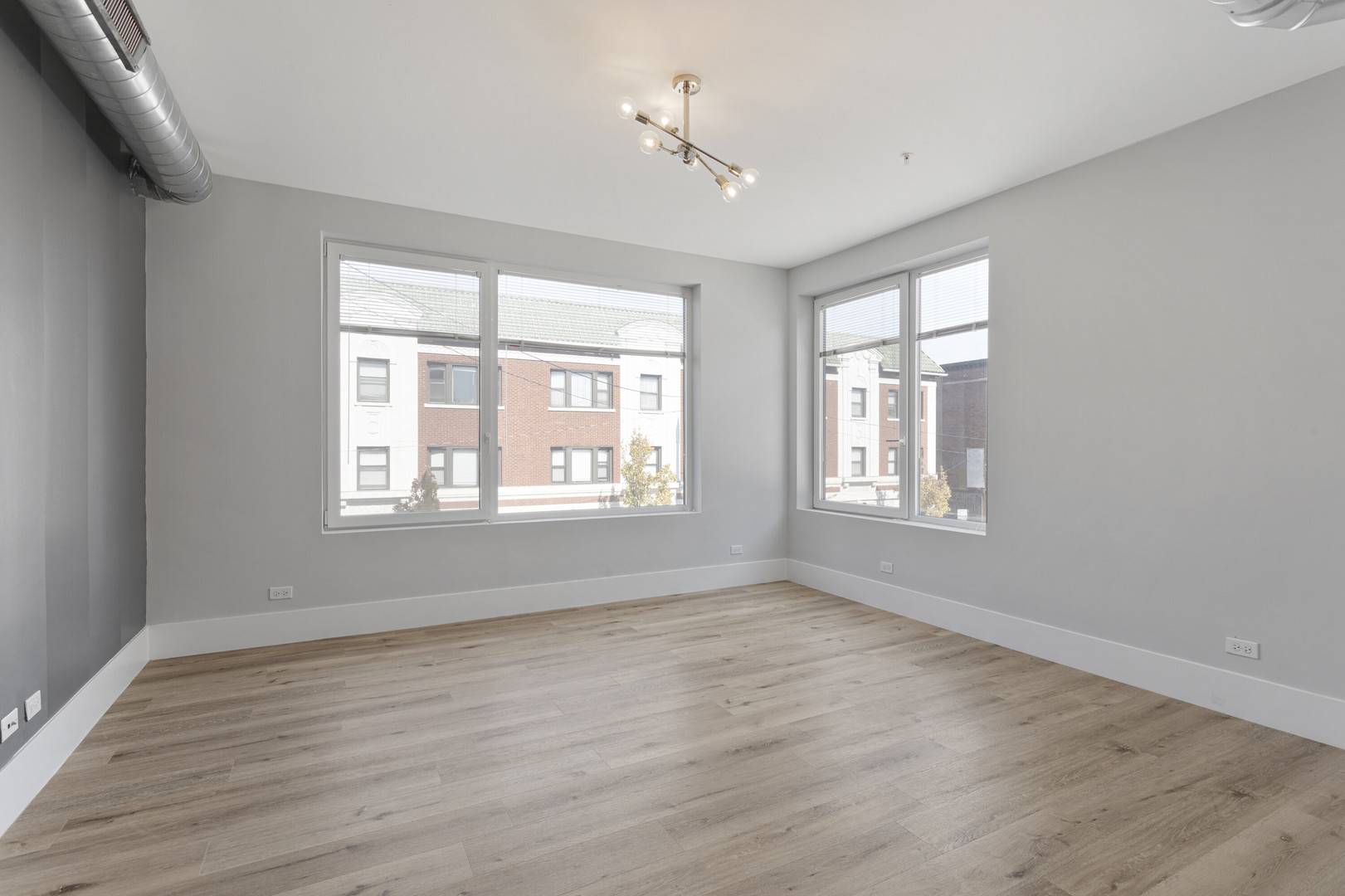 1531 W Howard AVE #210, Chicago, IL 60626