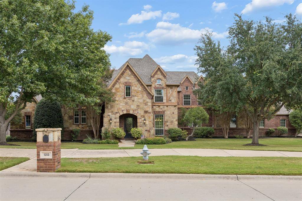 1313 Vanderbilt Drive, Keller, TX 76262