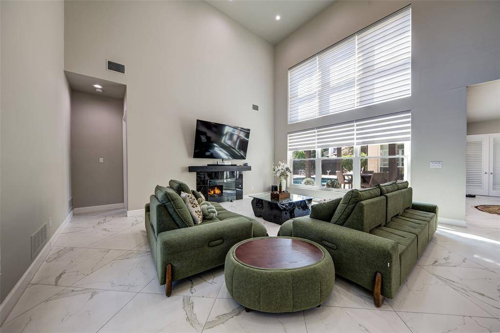 6604 Myrtle Beach Drive, Plano, TX 75093