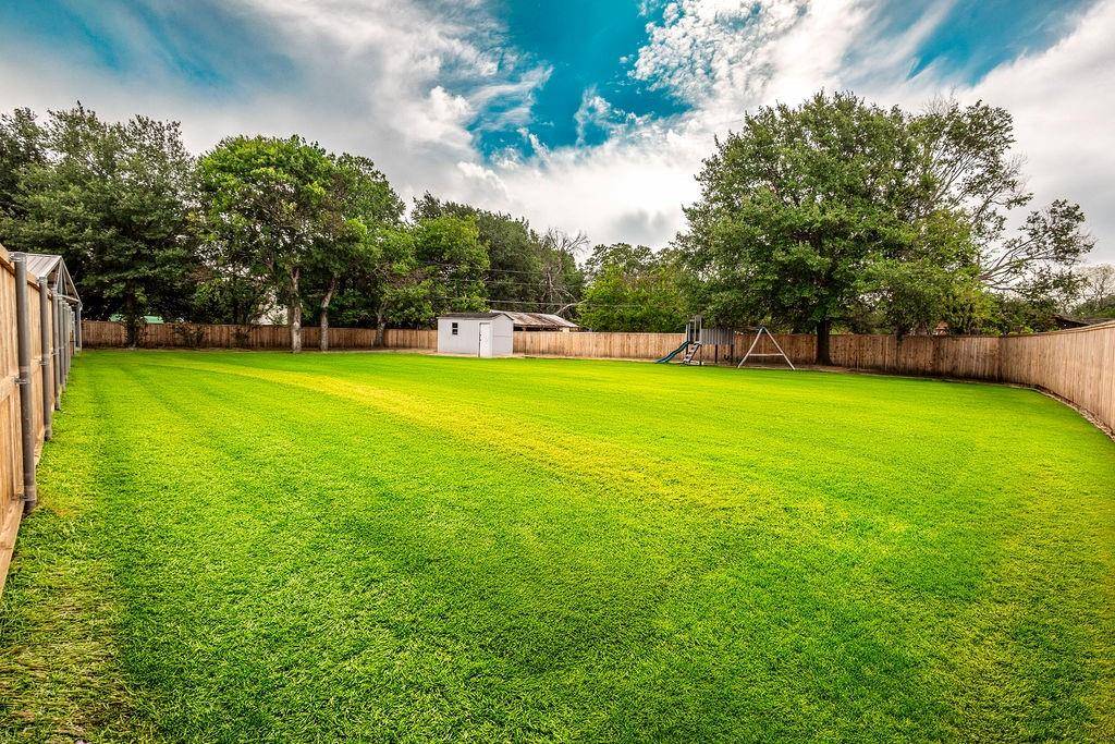 3005 Choctaw Road, Commerce, TX 75428