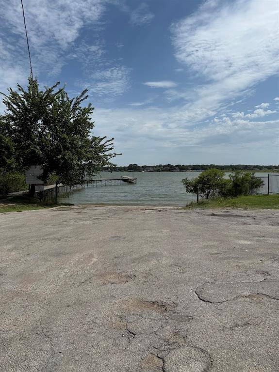 1632 Pelican Court N, Pelican Bay, TX 76020