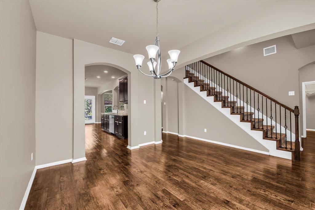 202 Milky Way, Bruceville, TX 76630
