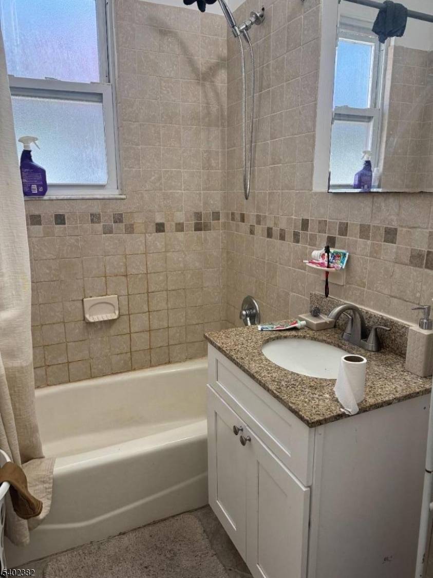 15 Walter Pl, Irvington Twp., NJ 07111