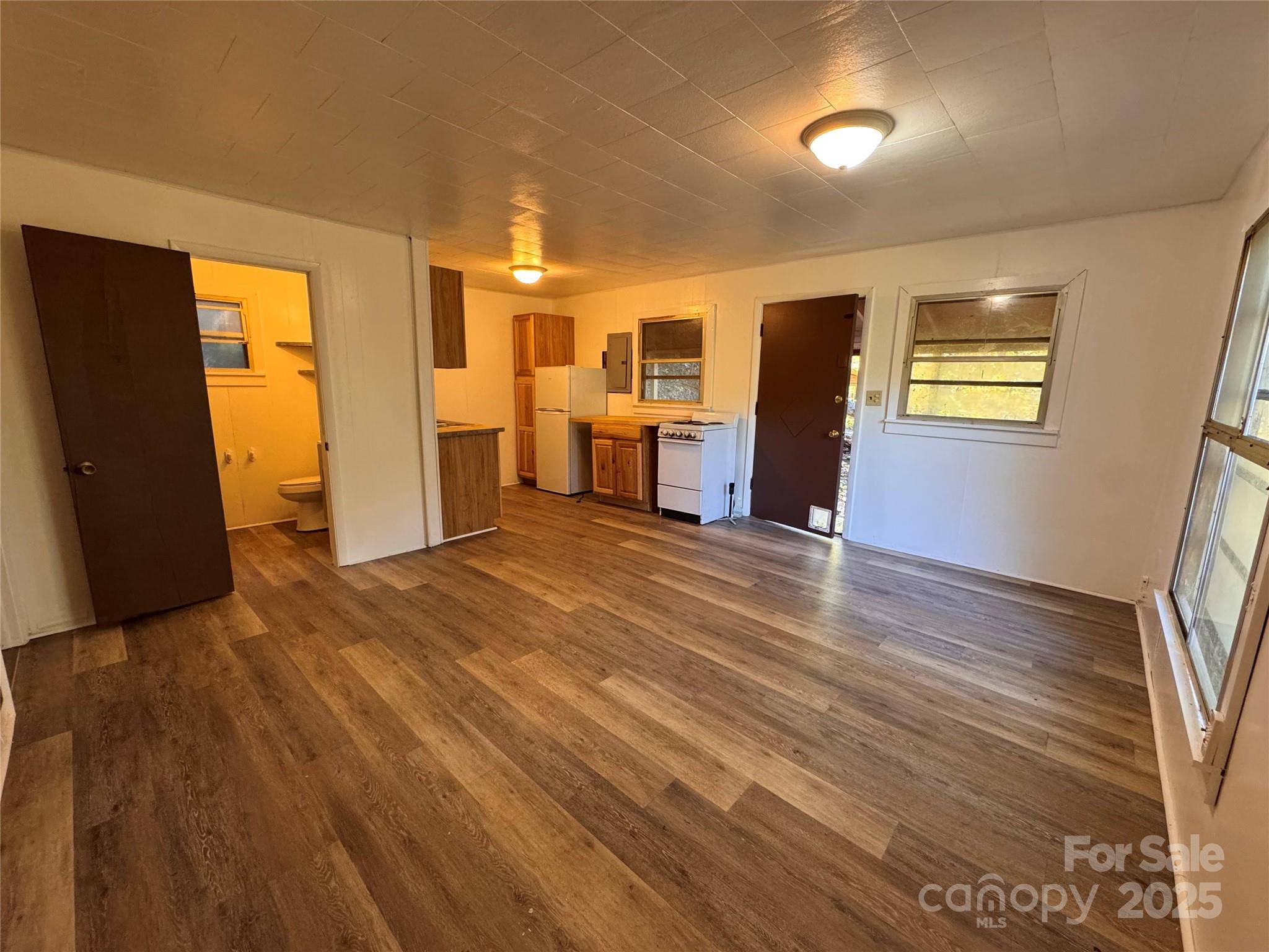 84 Pelohi Cove RD, Bryson City, NC 28713