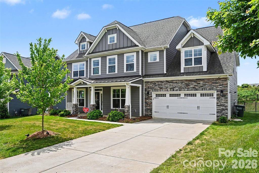 2843 Shumard DR, Gastonia, NC 28054
