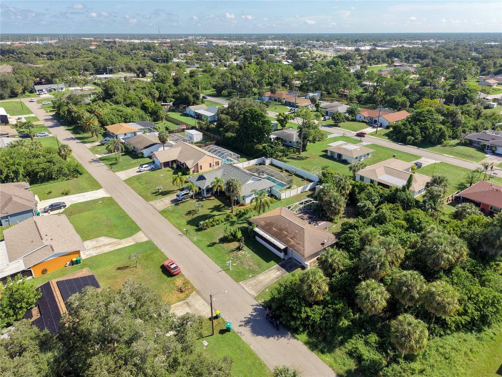 2094 CARPETGREEN ST, Port Charlotte, FL 33948
