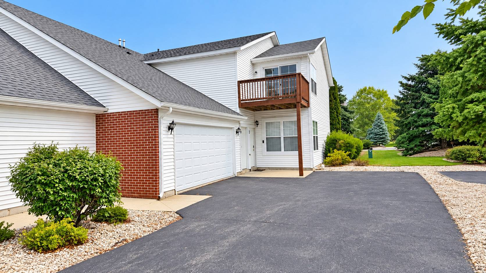 10215 Metalmark LN #4, Roscoe, IL 61073