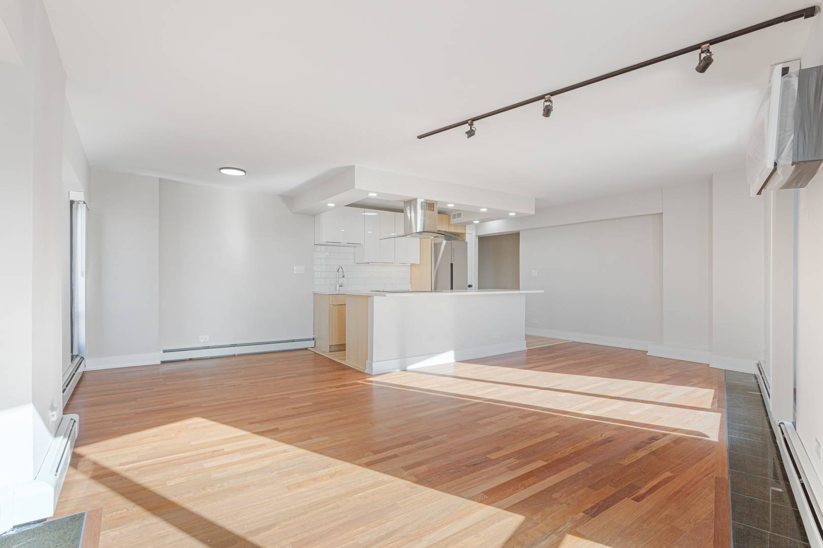 6166 N Sheridan RD #20K, Chicago, IL 60660