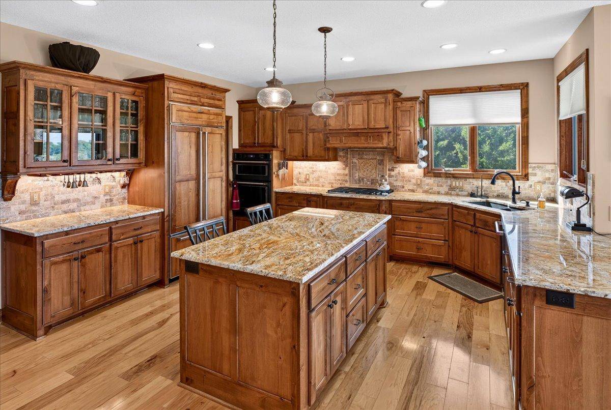 1681 Bishop AVE NW, Buffalo, MN 55313