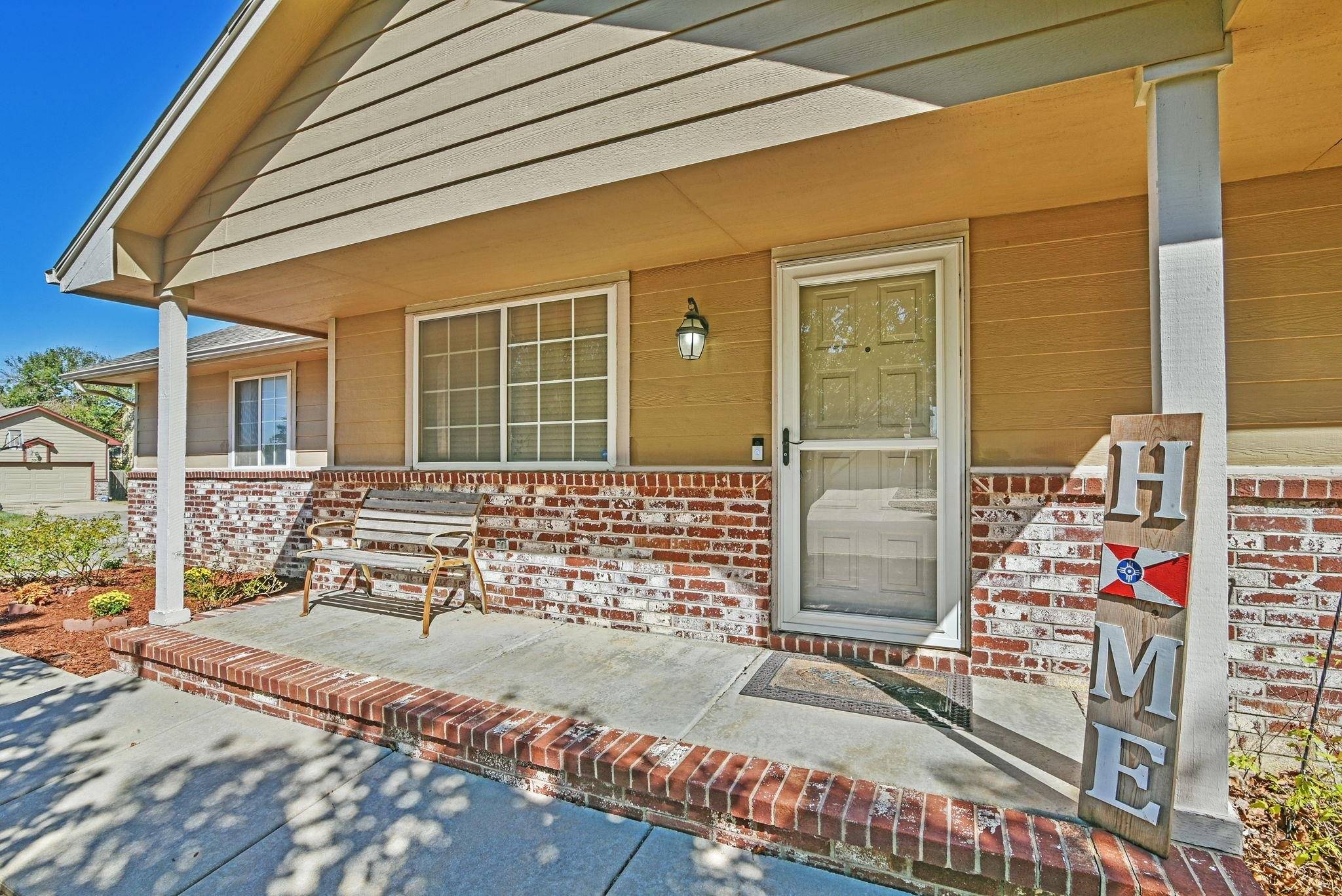 3502 N Governeour St, Wichita, KS 67226