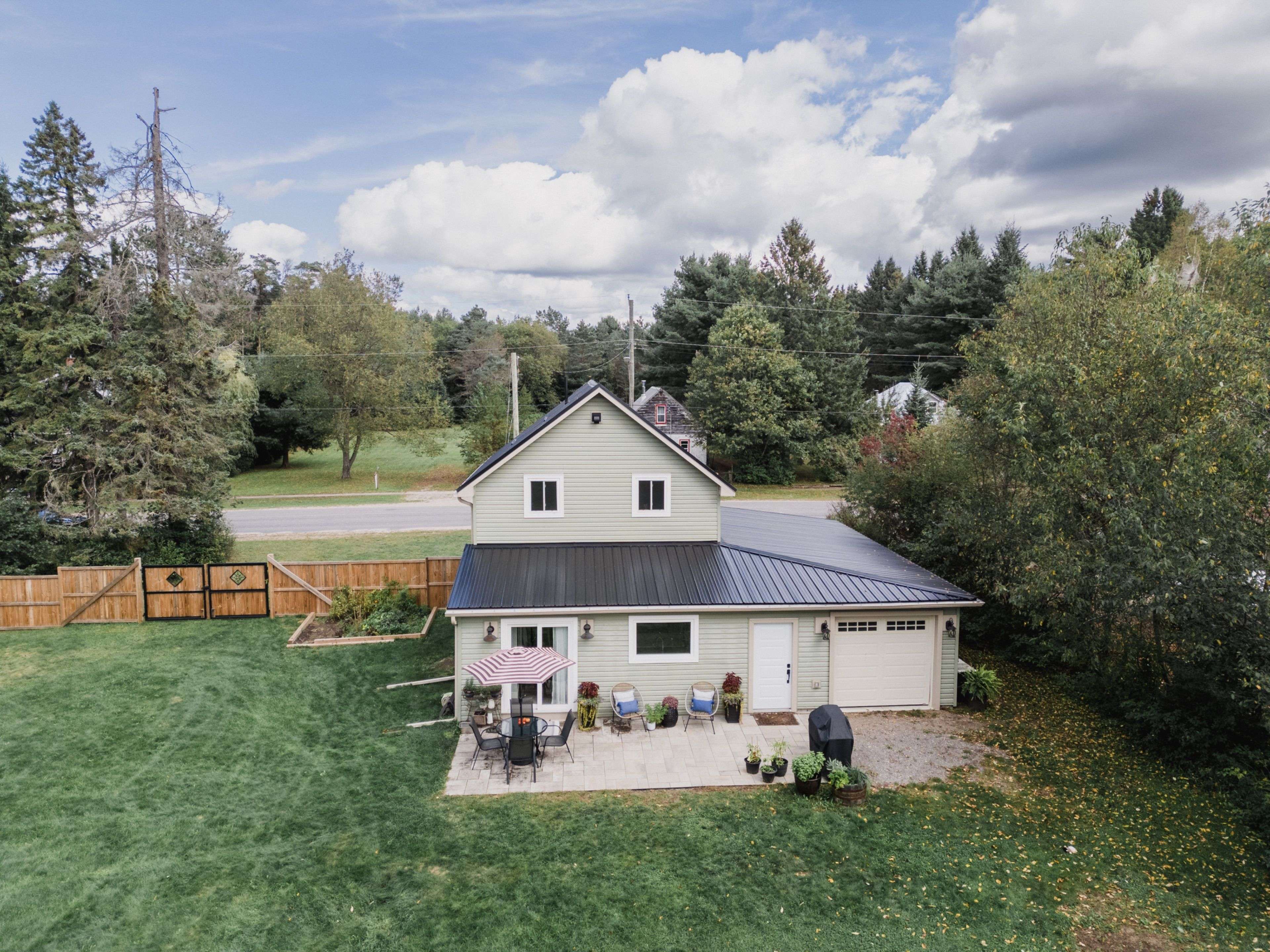 2200 Stisted RD S, Mcmurrich/monteith, ON P0A 1Y0