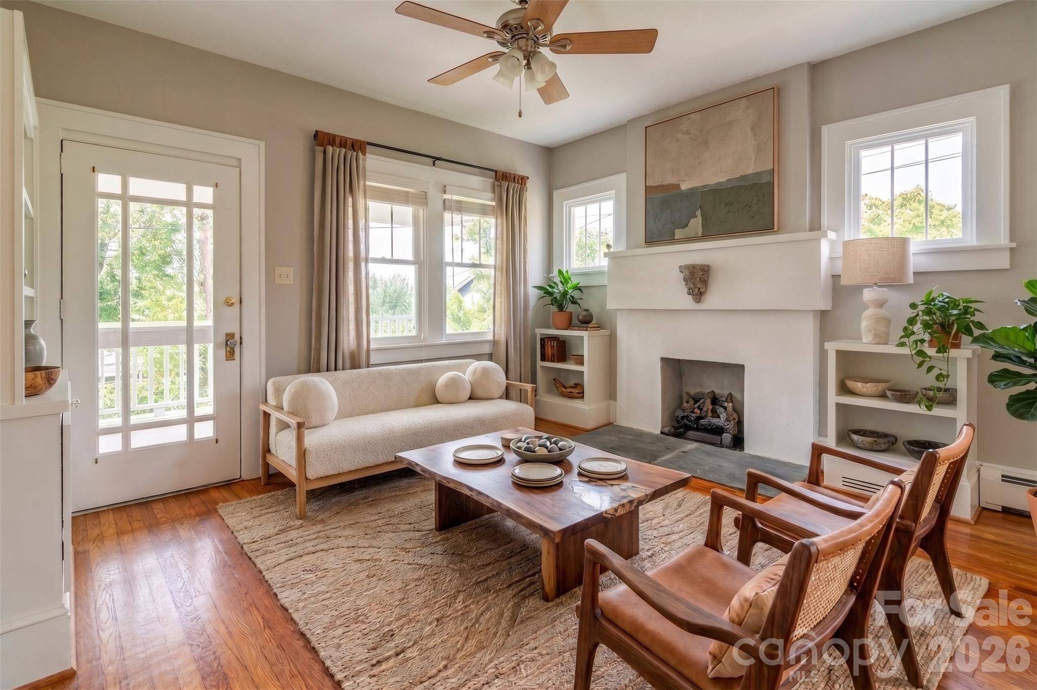 11 Temple AVE, Asheville, NC 28804