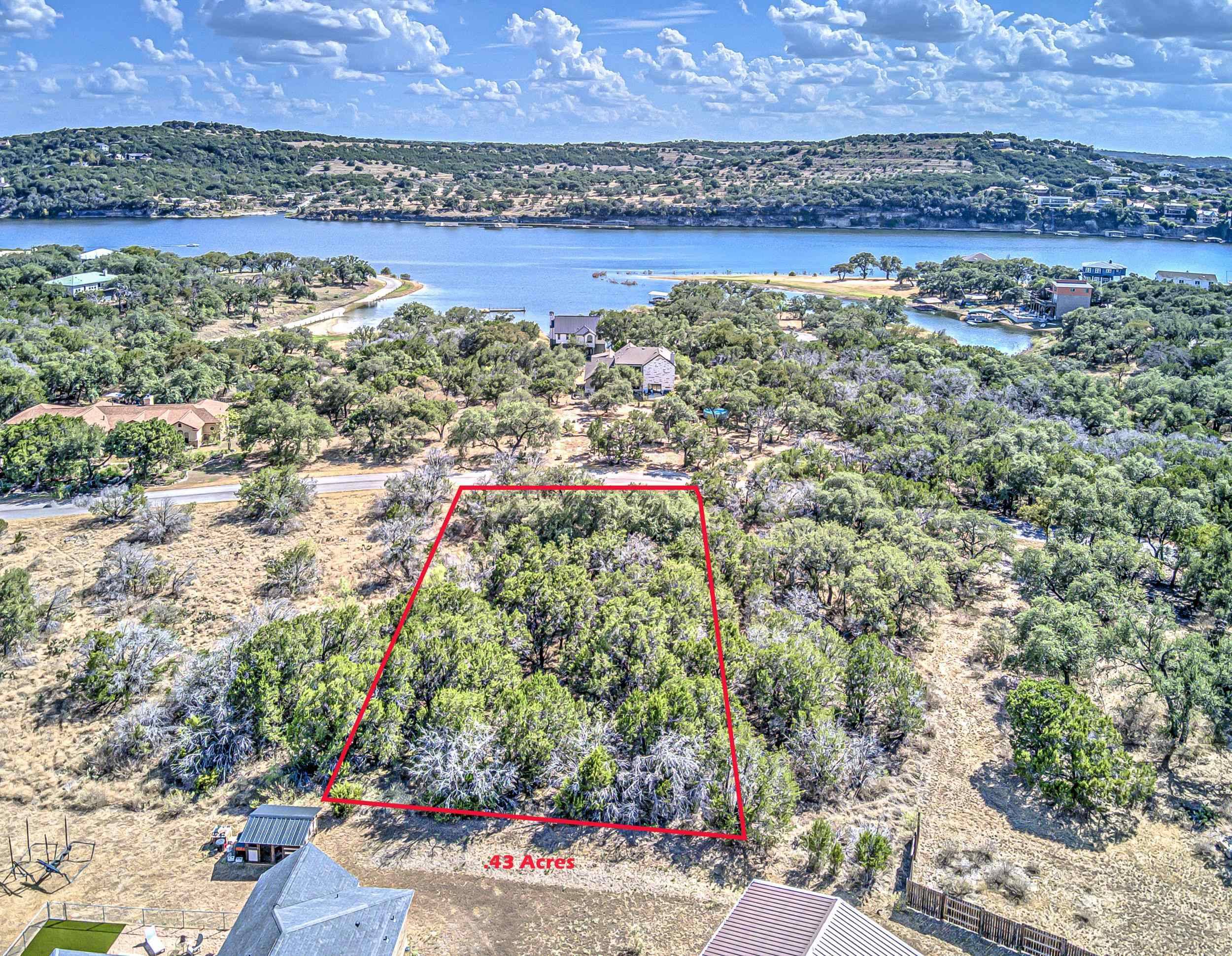 21608 Cardinal Avenue, Lago Vista, TX 78645