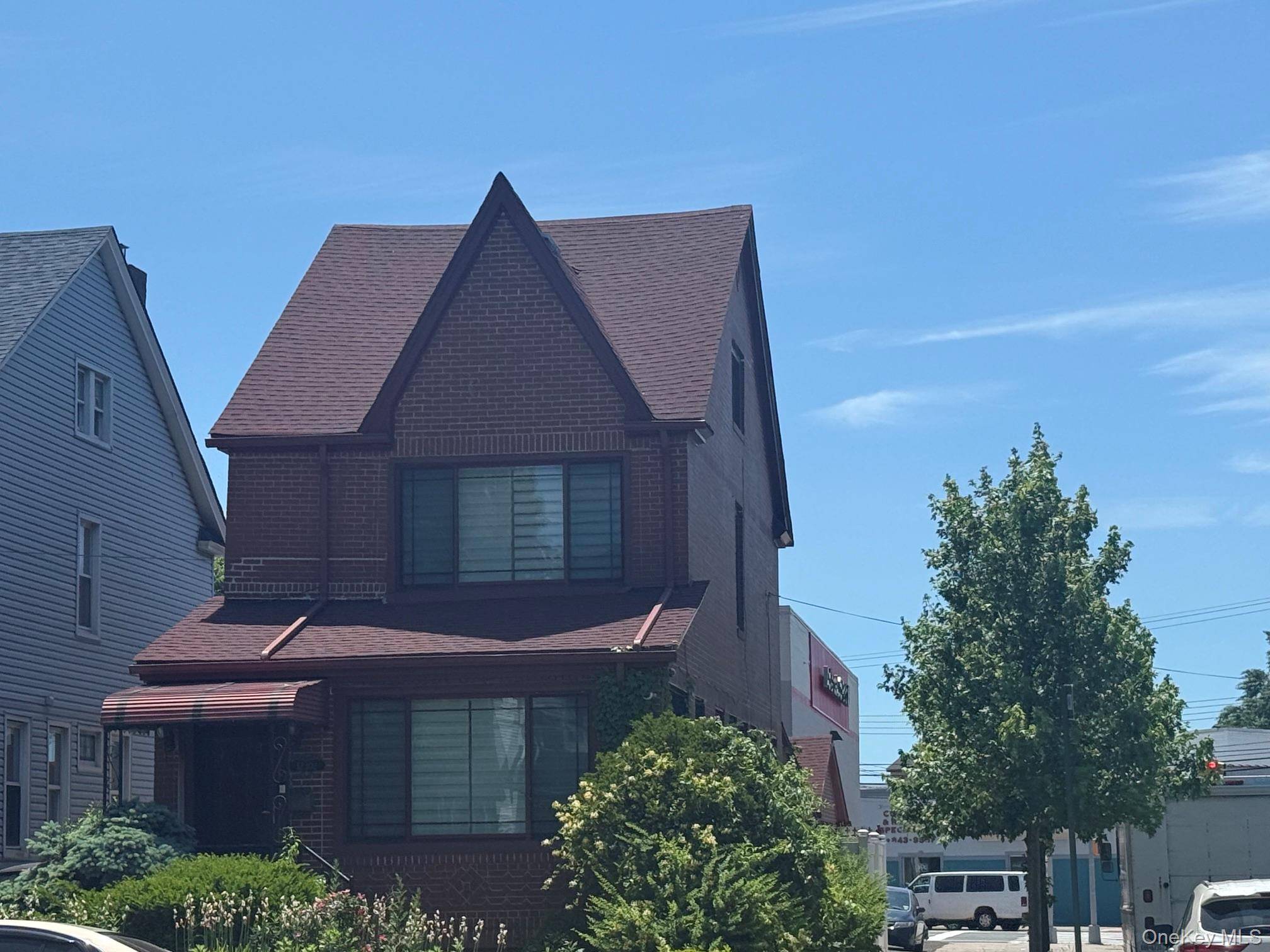 12302 116th AVE, South Ozone Park, NY 11420