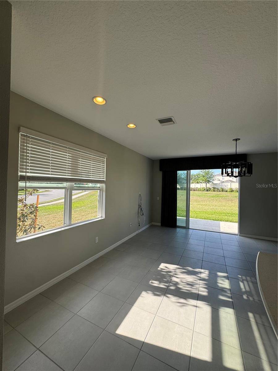 6104 WILLOWSIDE ST, Palmetto, FL 34221