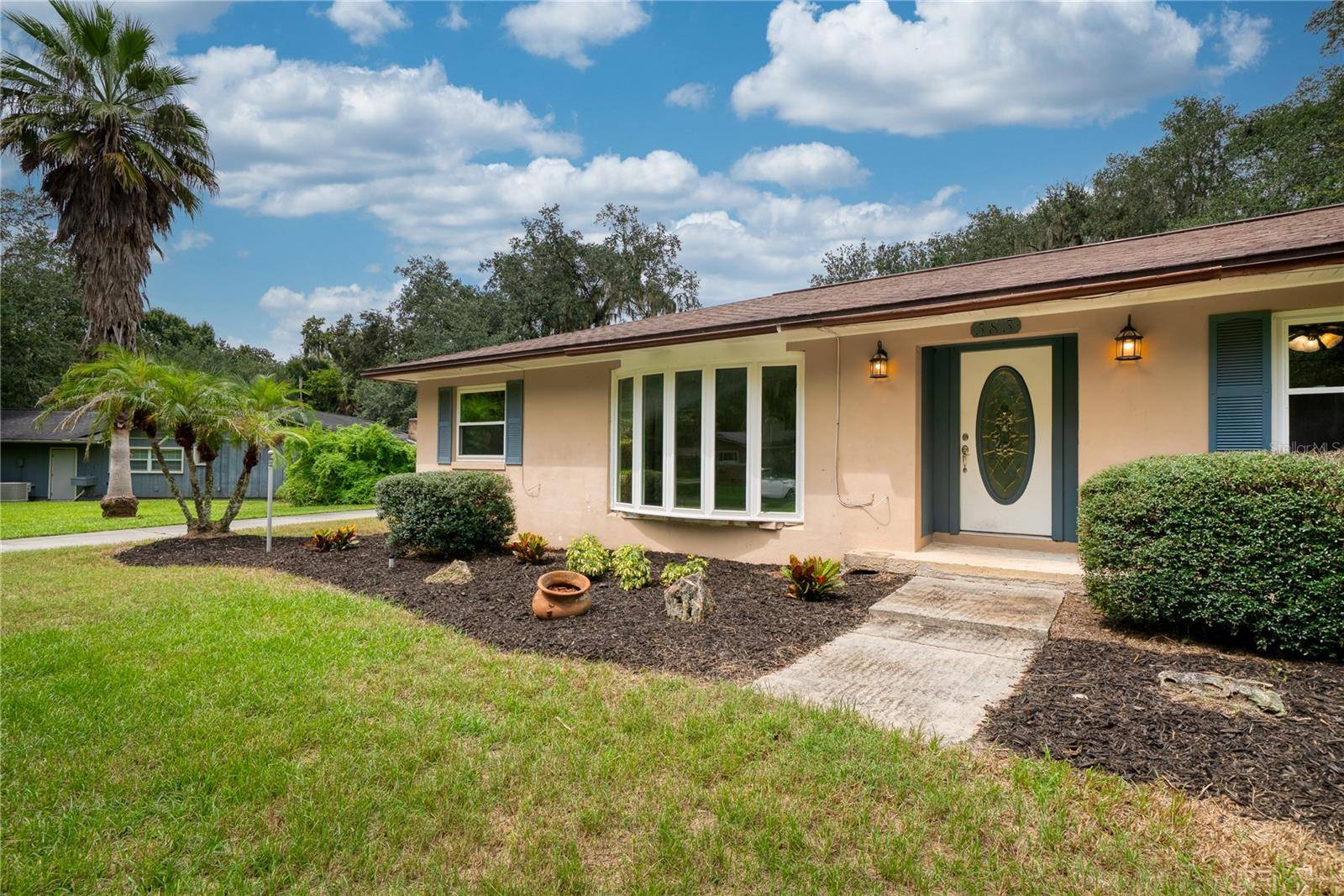 383 PALM DR, Oviedo, FL 32765