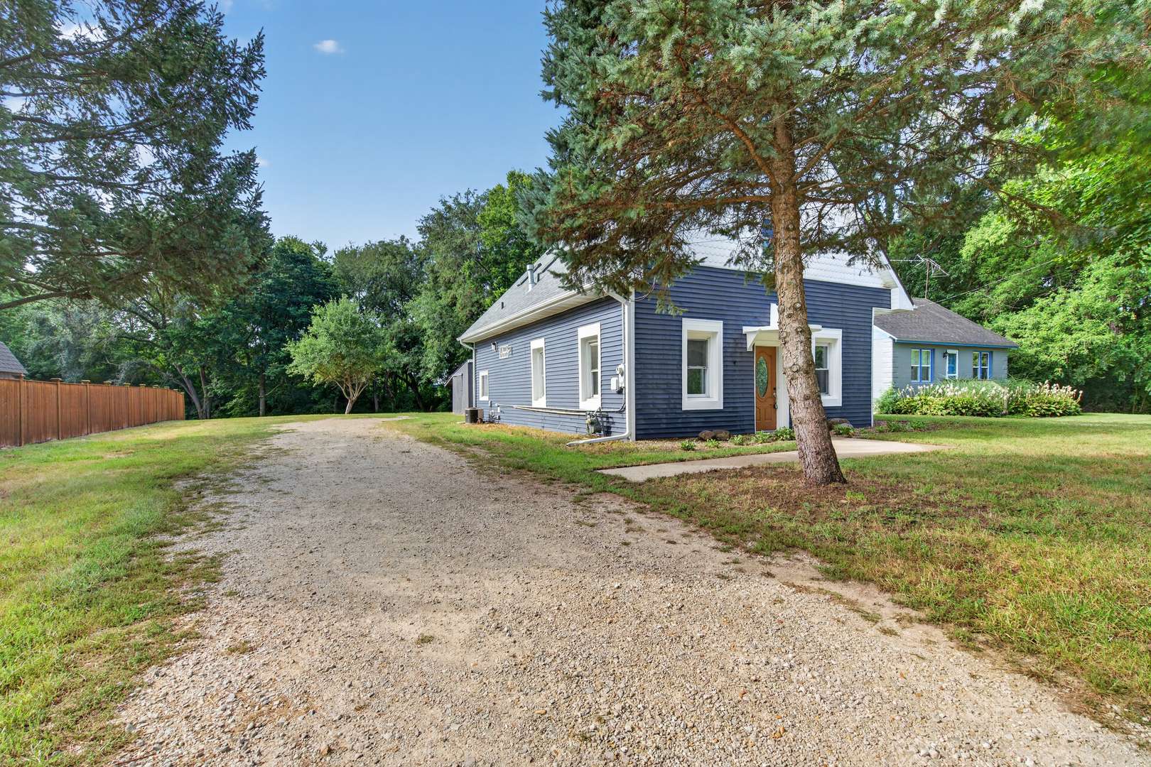 335 E Southmor RD, Morris, IL 60450