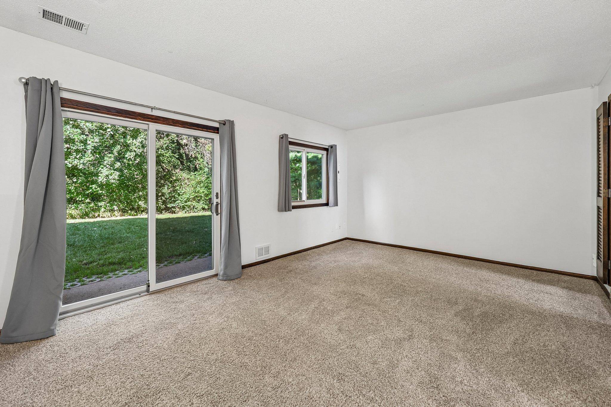 7436 Germane TRL, Apple Valley, MN 55124