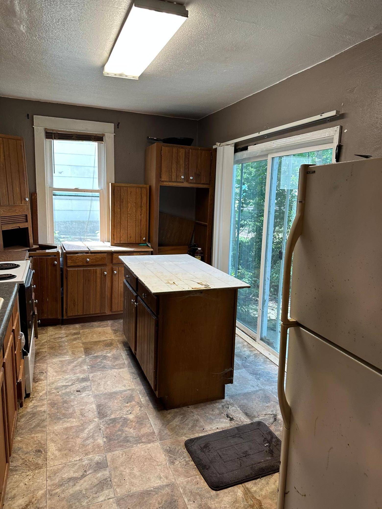 117 S Harold ST, Ivanhoe, MN 56142