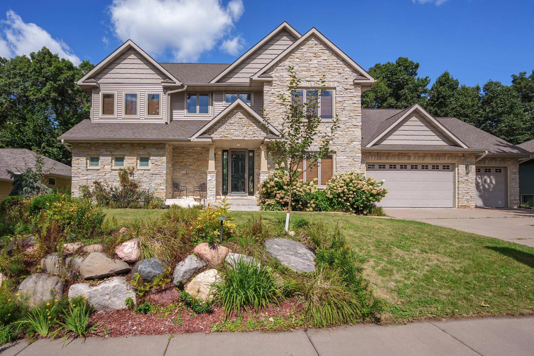 3130 Anric DR, Eau Claire, WI 54701