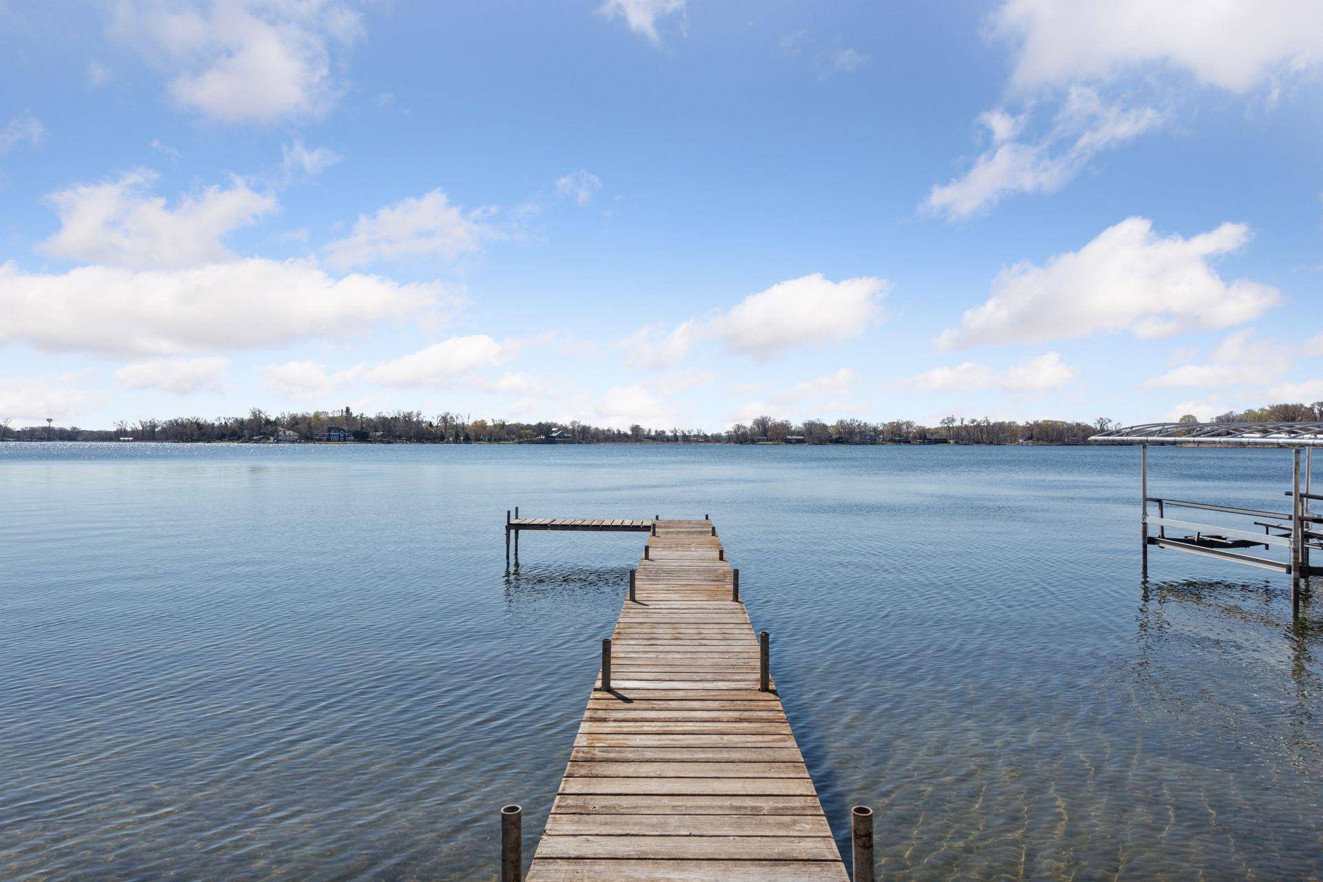 4877 Island View DR, Mound, MN 55364